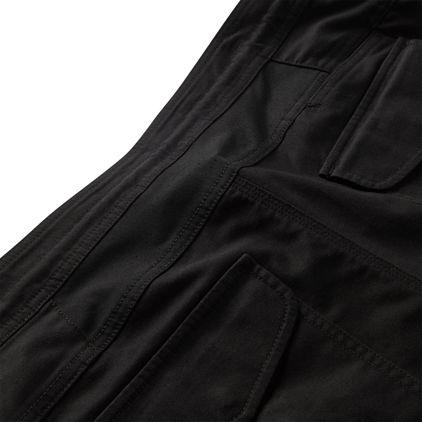 Layover Traveler Shorts 17" - Black